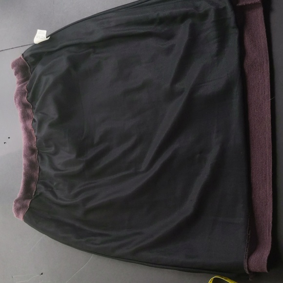 Vintage Skirt - Picture 4 of 9